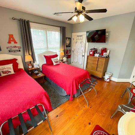 Bama Bed And Breakfast - Sweet Home Alabama Suite Tuscaloosa Esterno foto